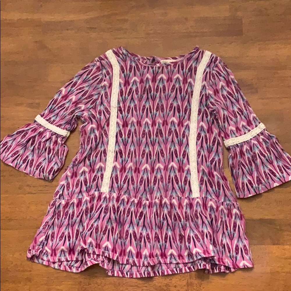 5/$15 Girls boho top w bell sleeves purple